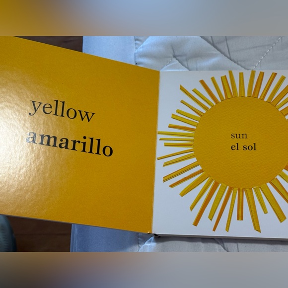 Children's Book Set with Colorful Covers. 4 books 📚 - Picture 7 of 11